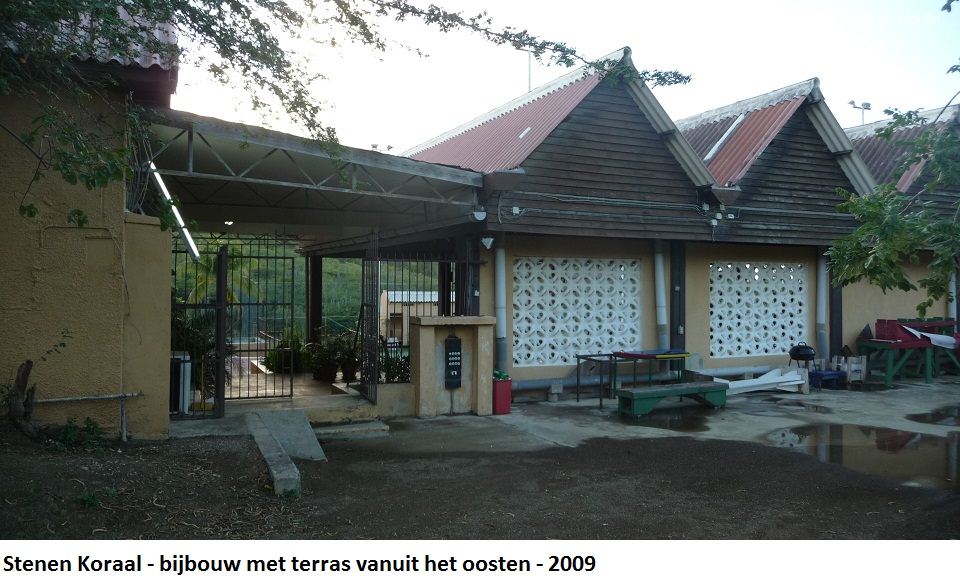 19. Stenen Koraal bijbouw met terras op het oosten 2009